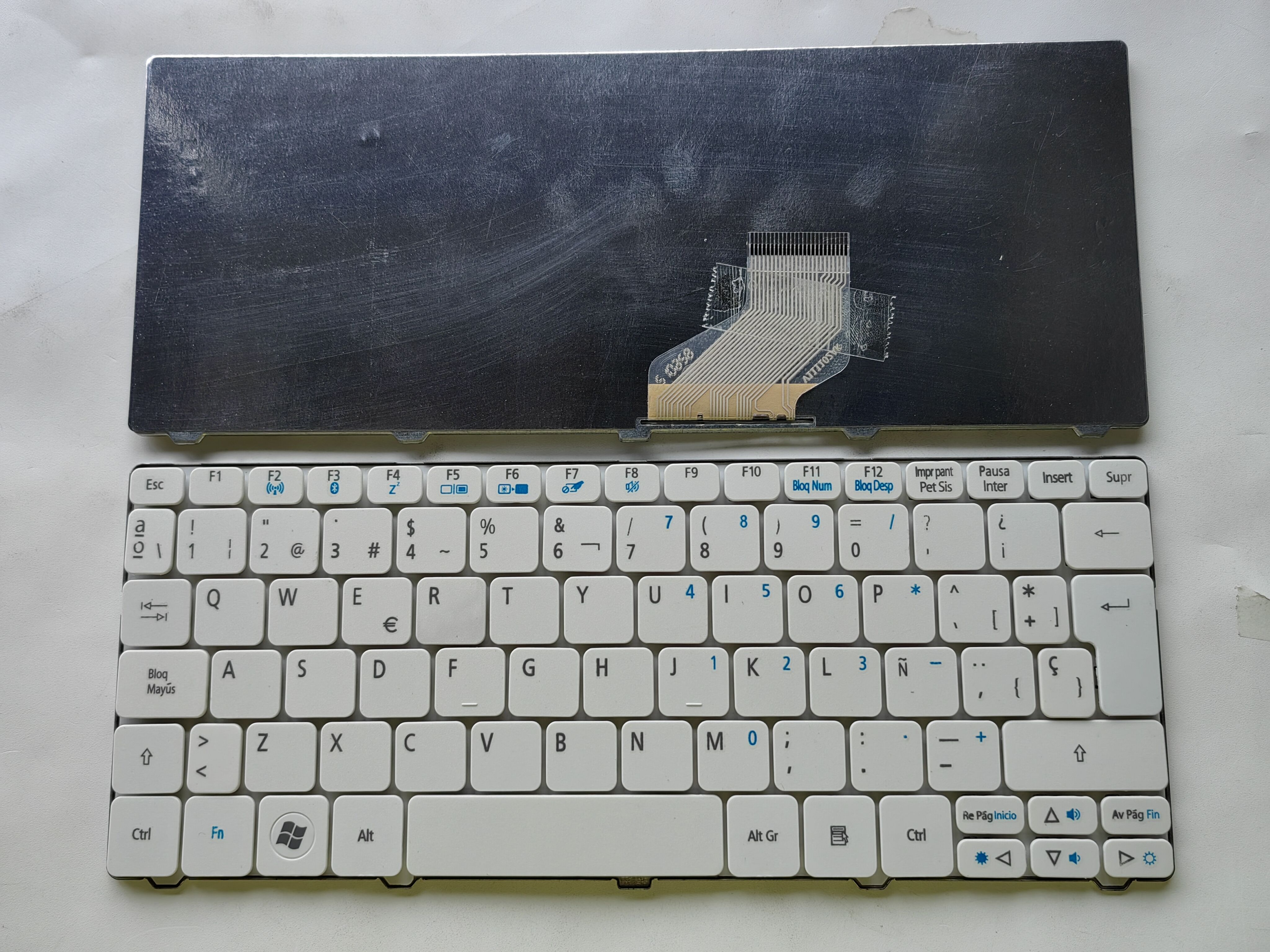 Picture of New Replacement Laptop Keyboard For ACER D260 WHITE (OEM) SP Layout